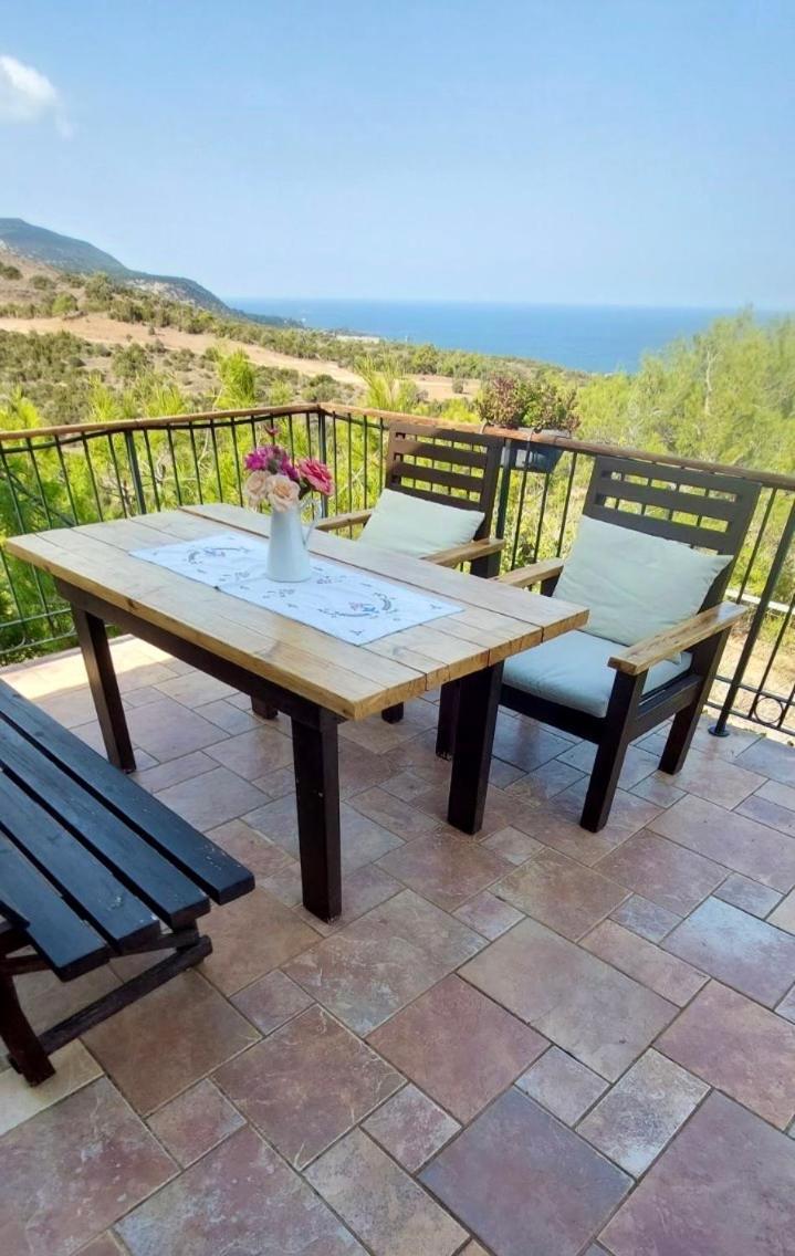 Philip'S Holiday House Neo Chorio Exterior foto