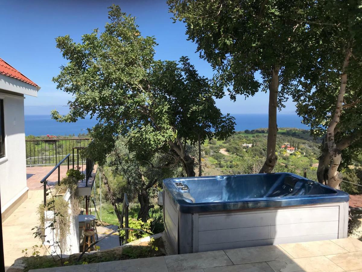 Philip'S Holiday House Neo Chorio Exterior foto